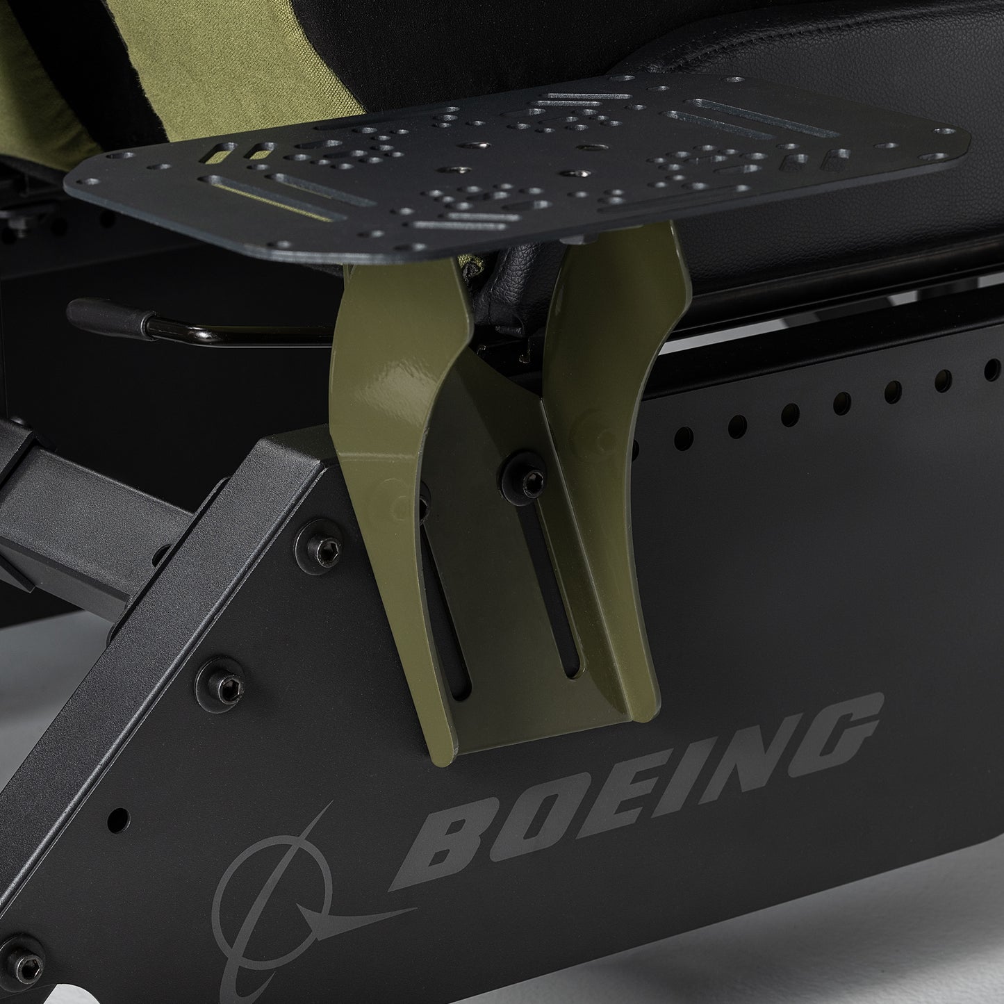 Next Level Racing Flight Simulator - Boeing Military Edition
